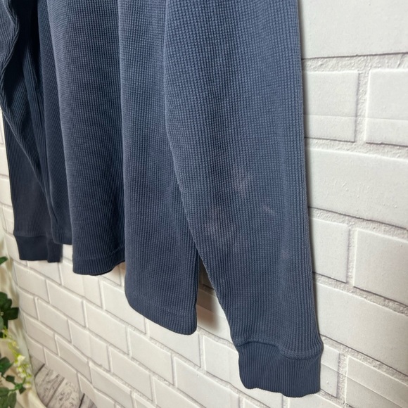 Signature Levi’s Strauss Men's Navy Blue thermal long sleeve Shirt/size L - Picture 3 of 6